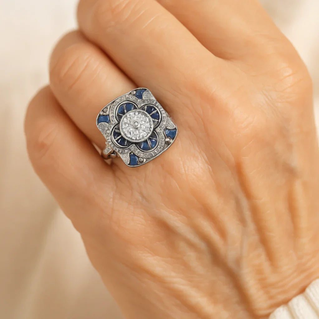 Wintage Pierścionek w Srebrnym Kolorze z Niebieską Cyrkonią