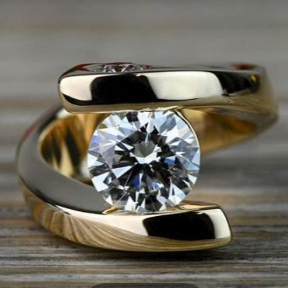 Pierścionek Vintage w Kształcie Spirali z Cyrkonią