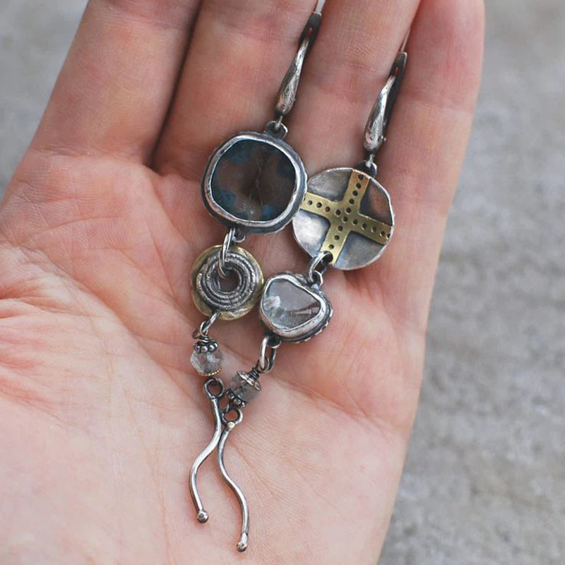 Kolczyki 'Antigos' z Niebieskimi Kamieniami i Krzyżem