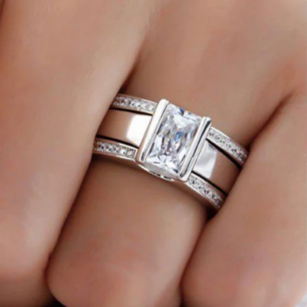 Anel Vintage z Wklejonymi Szkłami